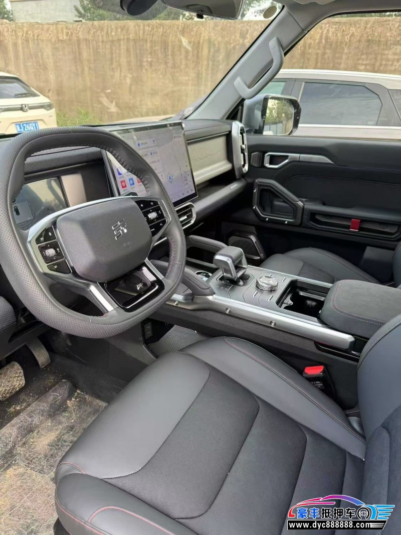 25年捷途旅行者轿车抵押车出售