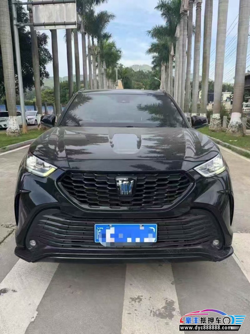 22年丰田皇冠轿车抵押车出售