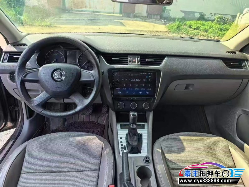 16年斯柯达明锐轿车抵押车出售