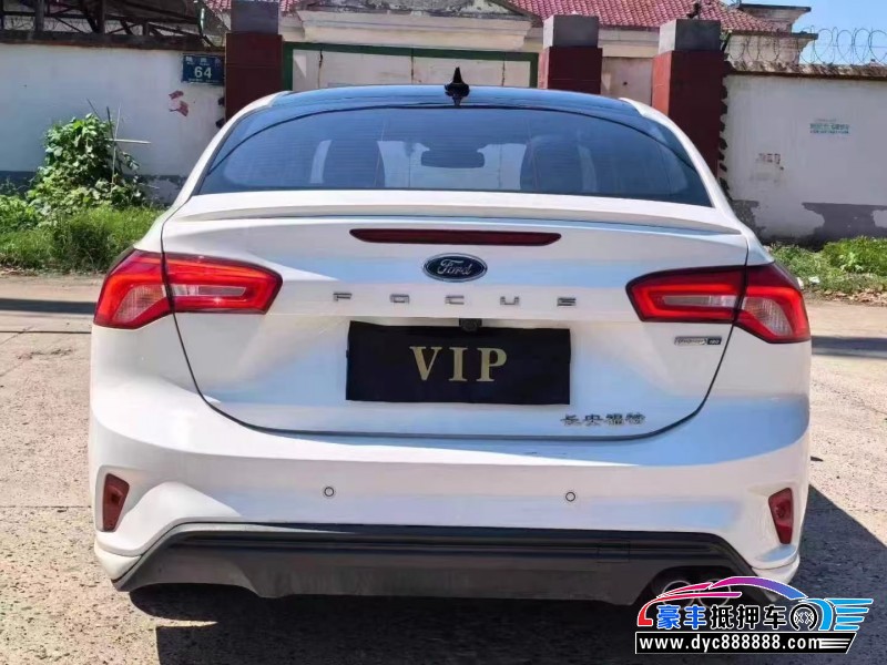 21年福特福克斯轿车抵押车出售