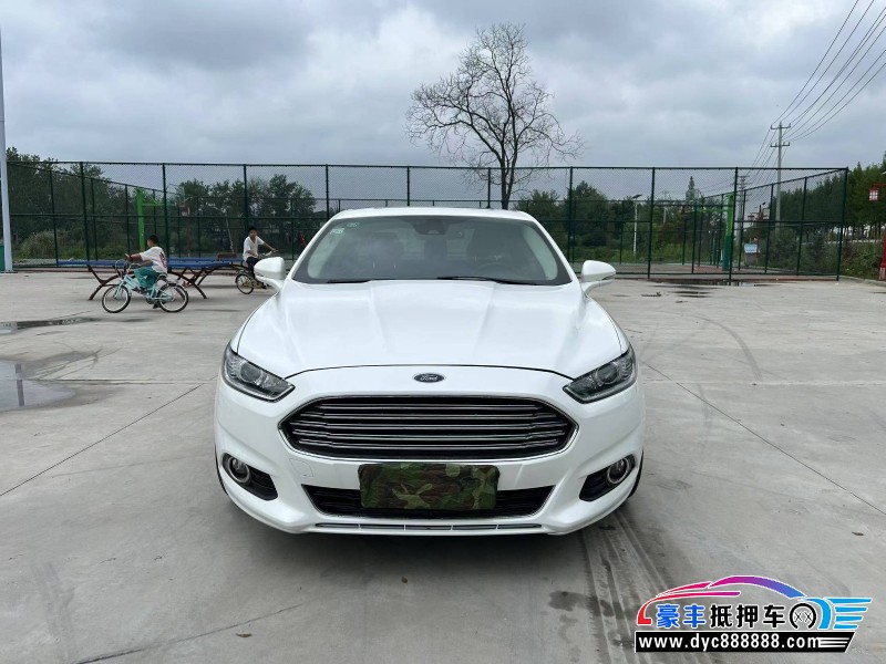 15年福特蒙迪欧轿车抵押车出售