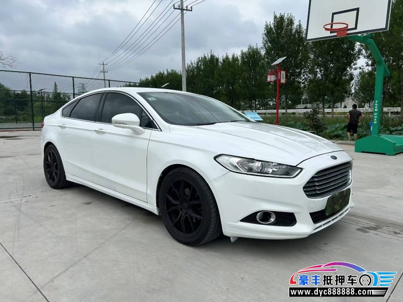 15年福特蒙迪欧轿车抵押车出售