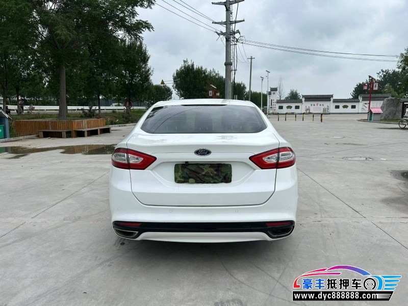 15年福特蒙迪欧轿车抵押车出售