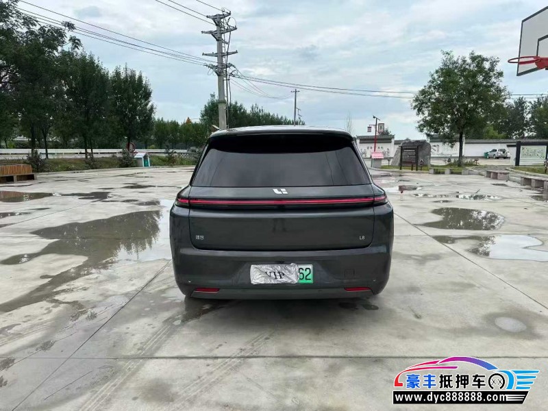 23年理想L8SUV抵押车出售