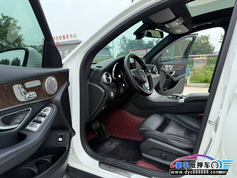 18年奔驰GLCSUV抵押车出售