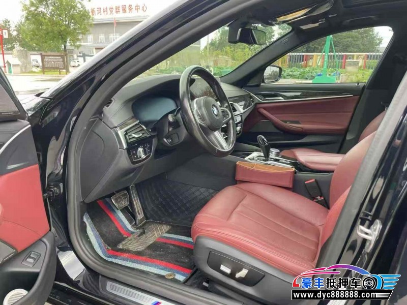 19年宝马5系轿车抵押车出售