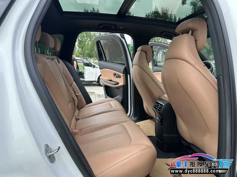 21年蔚来ES6轿车抵押车出售