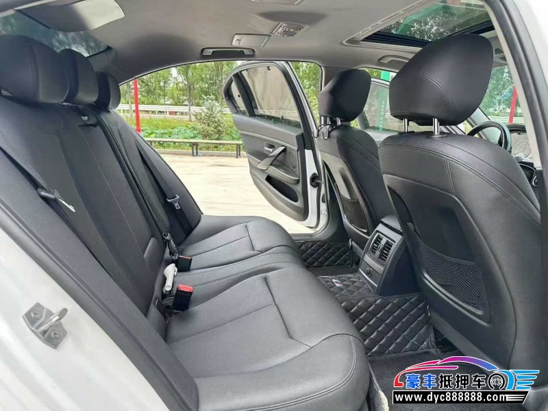 18年宝马3系轿车抵押车出售