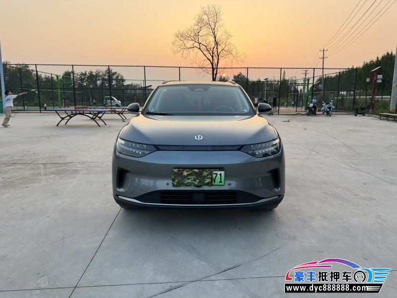 22年零跑C11轿车抵押车出售