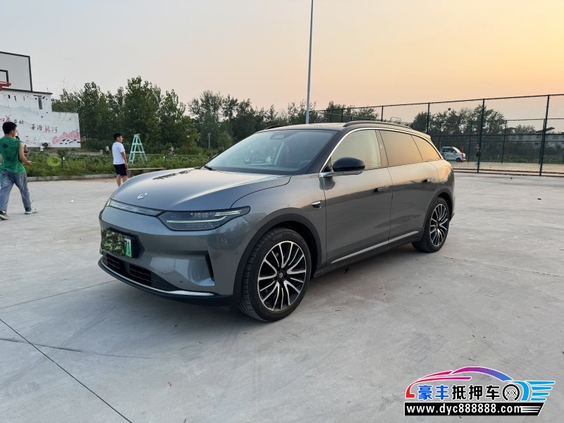 22年零跑C11轿车抵押车出售