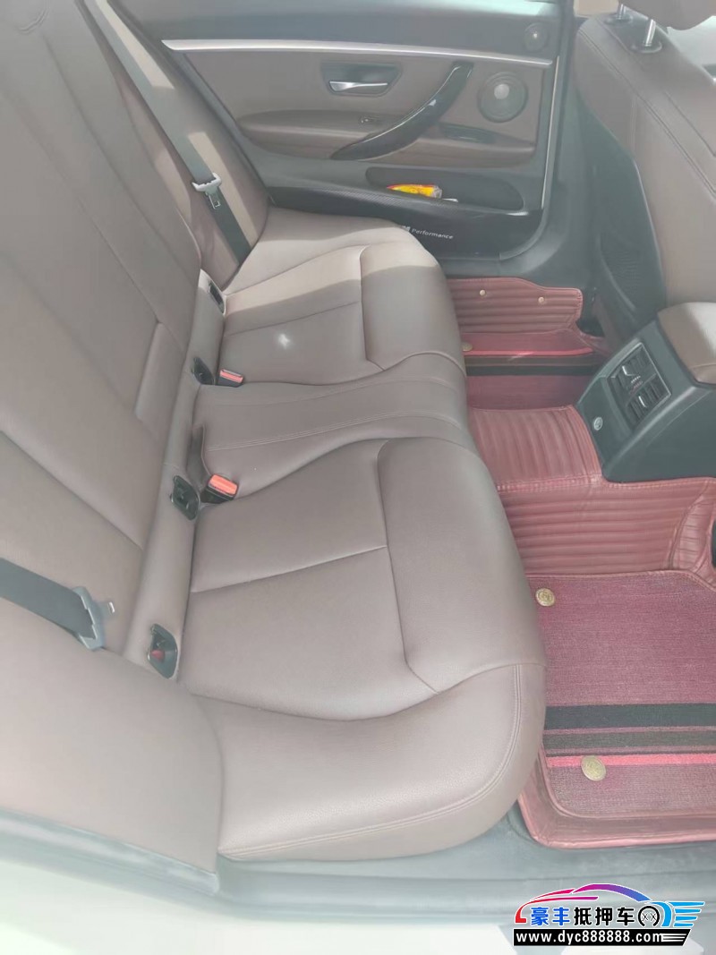 18年宝马3系轿车抵押车出售