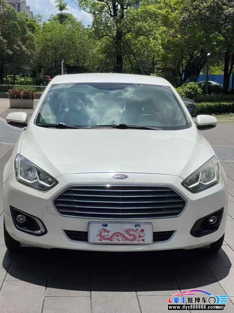 16年福特福睿斯轿车抵押车出售