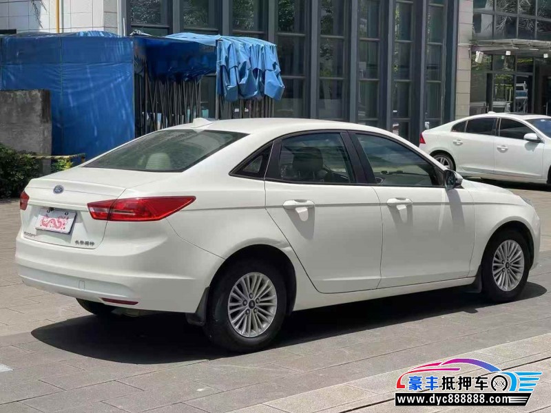 16年福特福睿斯轿车抵押车出售