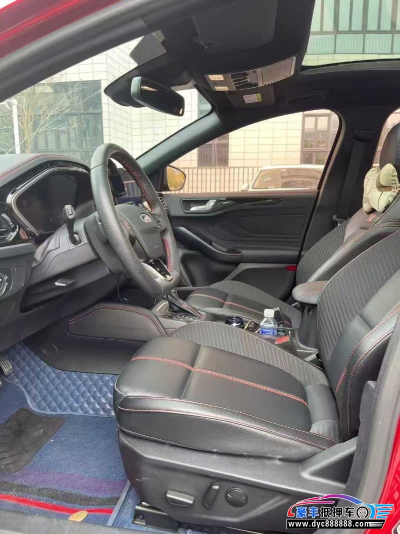 22年福特福克斯轿车抵押车出售