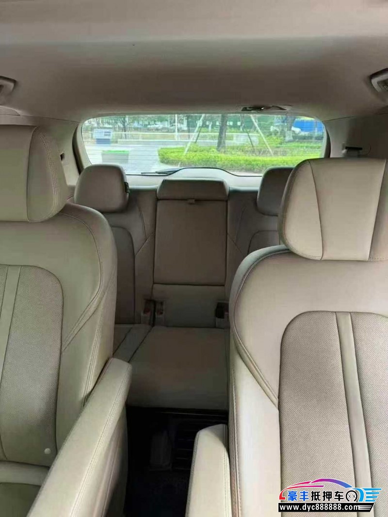 21年别克GL8轿车抵押车出售