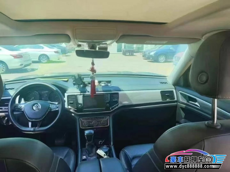 18年大众途昂轿车抵押车出售