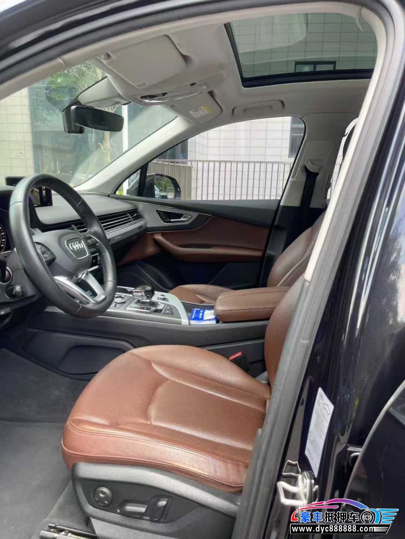 19年奥迪Q7轿车抵押车出售