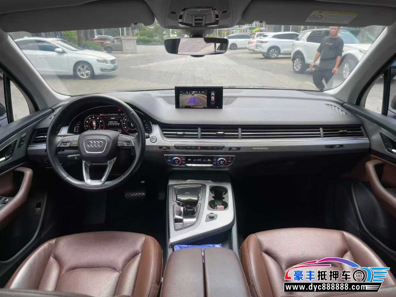 19年奥迪Q7轿车抵押车出售