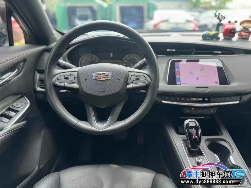 22年凯迪拉克XT4轿车抵押车出售