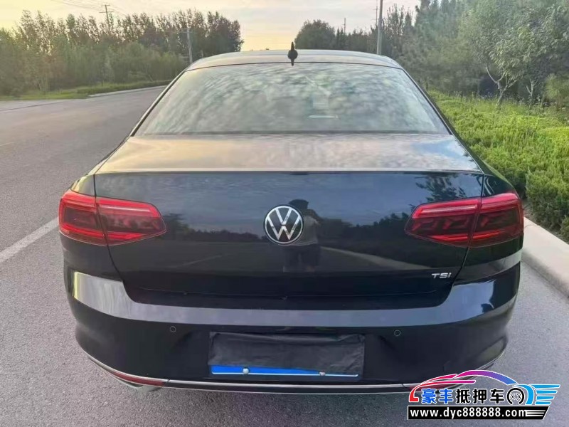 21年大众迈腾轿车抵押车出售