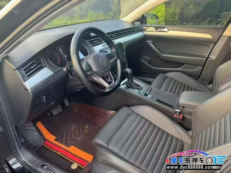 21年大众迈腾轿车抵押车出售