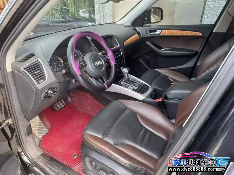 17年奥迪Q5轿车抵押车出售