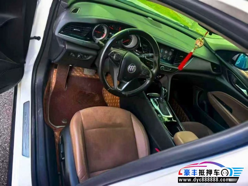 19年别克君威轿车抵押车出售