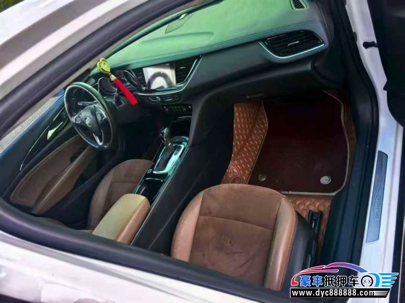 19年别克君威轿车抵押车出售