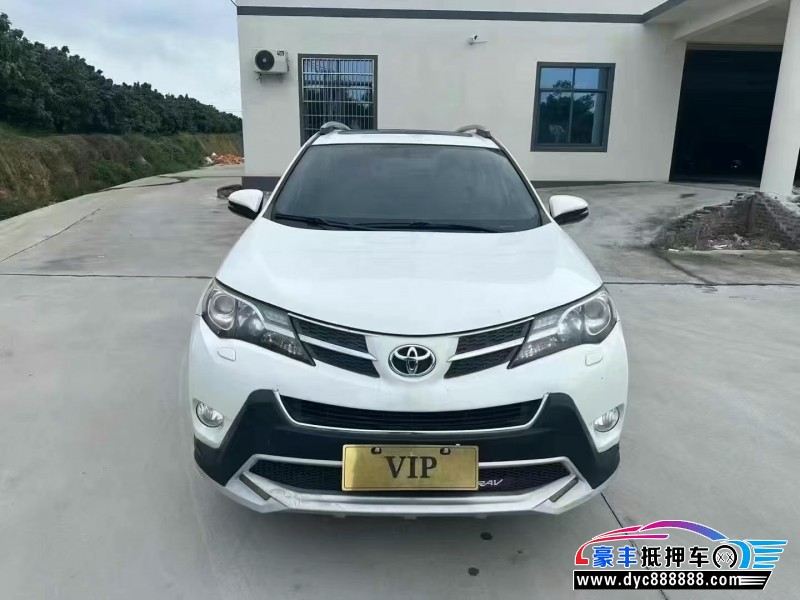 14年丰田RAV4轿车抵押车出售