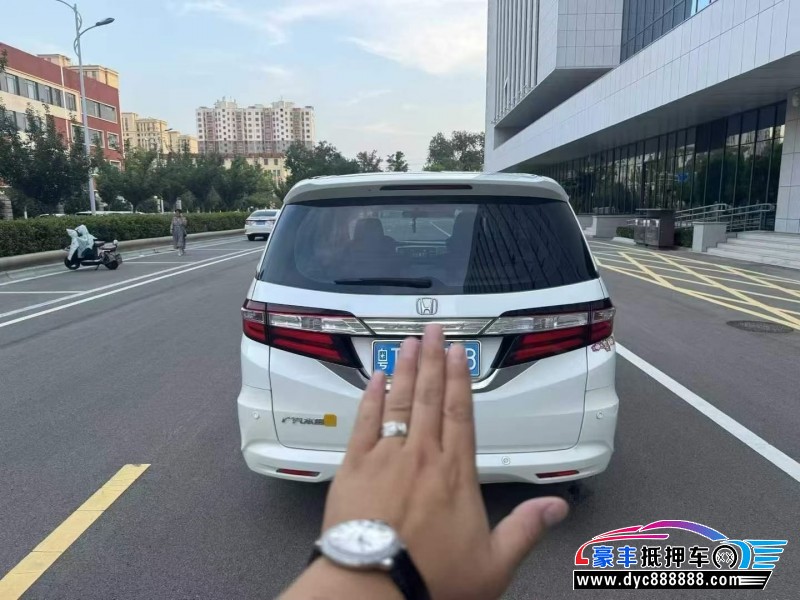 16年本田奥德赛轿车抵押车出售