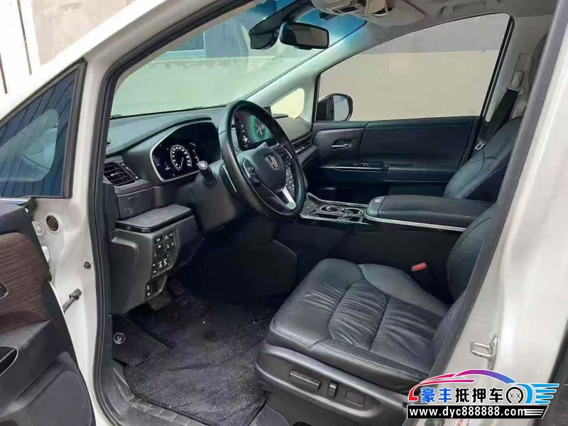 22年本田奥德赛轿车抵押车出售