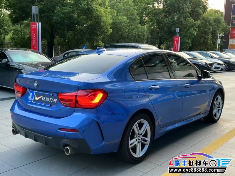 20年宝马1系轿车抵押车出售