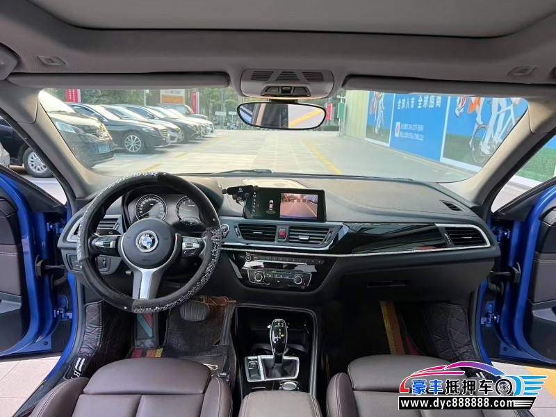 20年宝马1系轿车抵押车出售