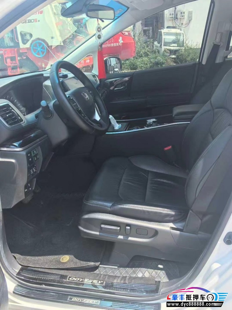 20年本田奥德赛轿车抵押车出售