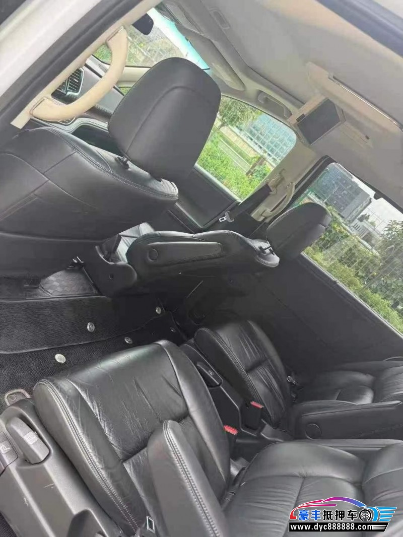 15年本田奥德赛轿车抵押车出售