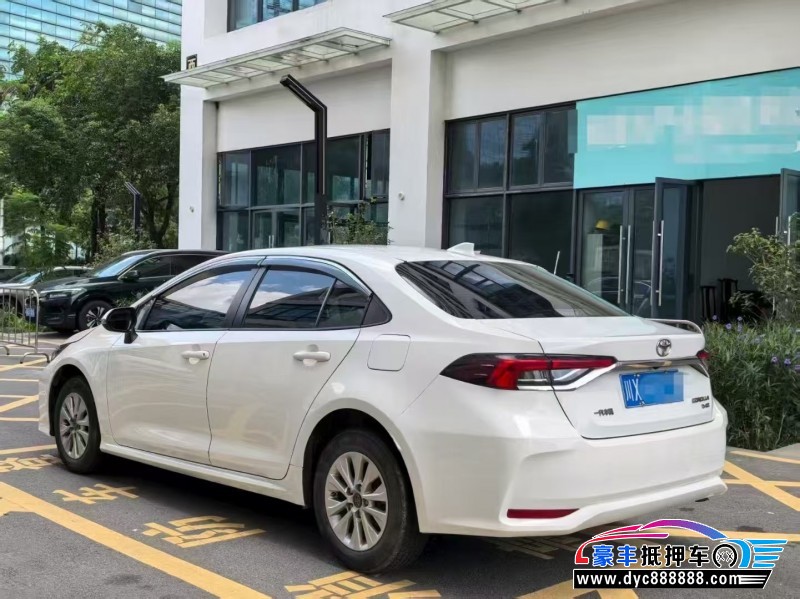 20年丰田卡罗拉轿车抵押车出售