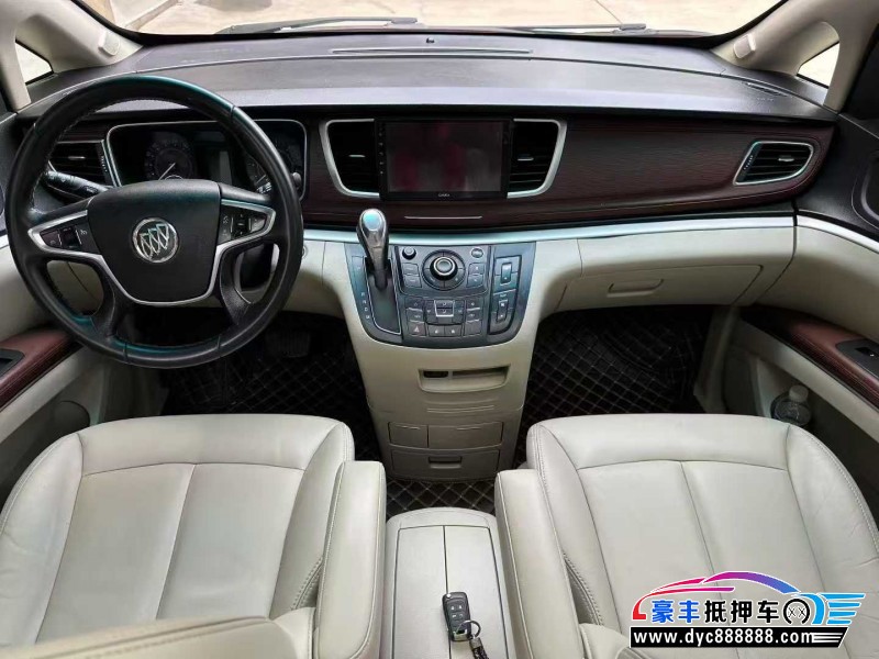 19年别克GL8轿车抵押车出售