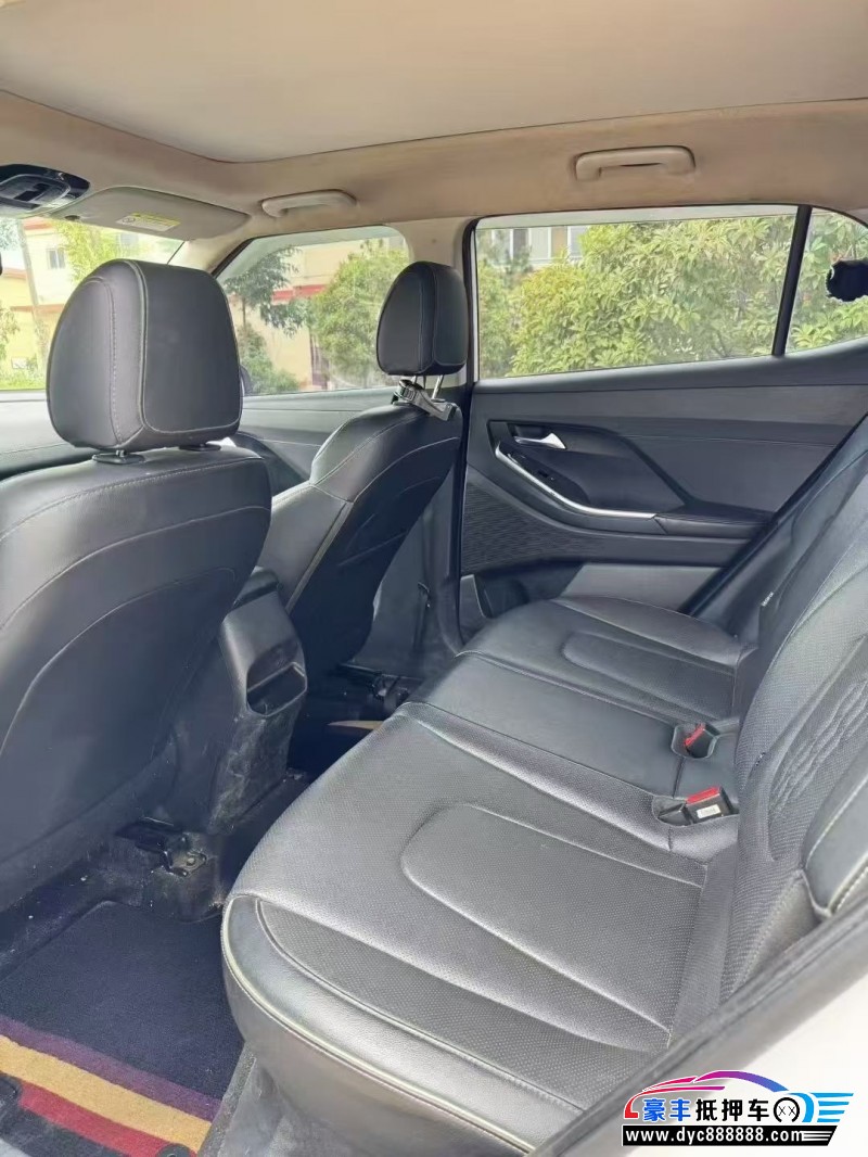 20年现代ix25轿车抵押车出售