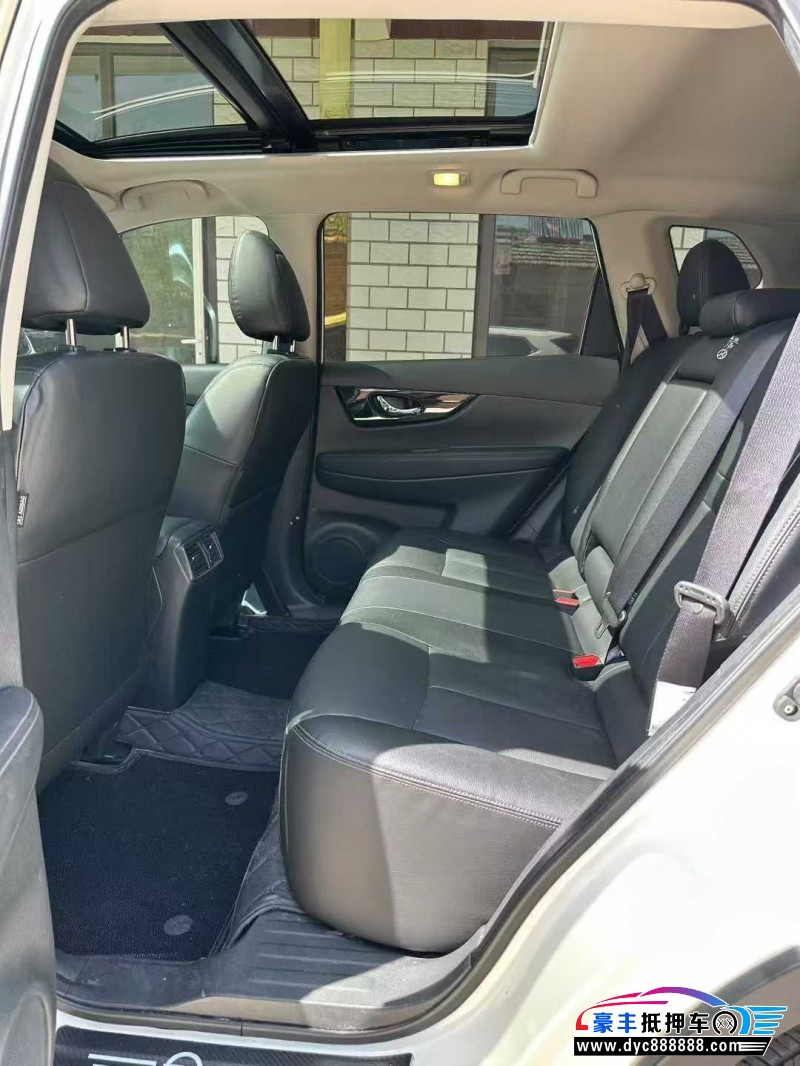 24年日产奇骏轿车抵押车出售