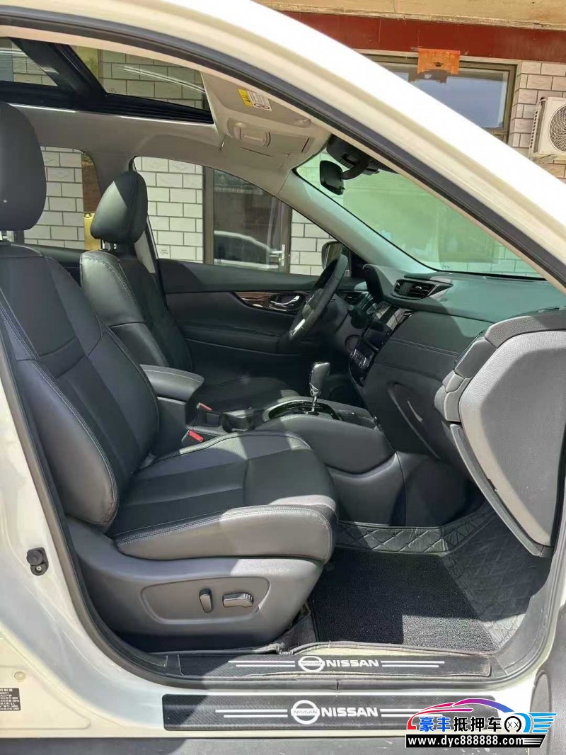 24年日产奇骏轿车抵押车出售