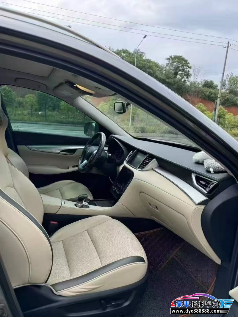 19年英菲尼迪QX50轿车抵押车出售