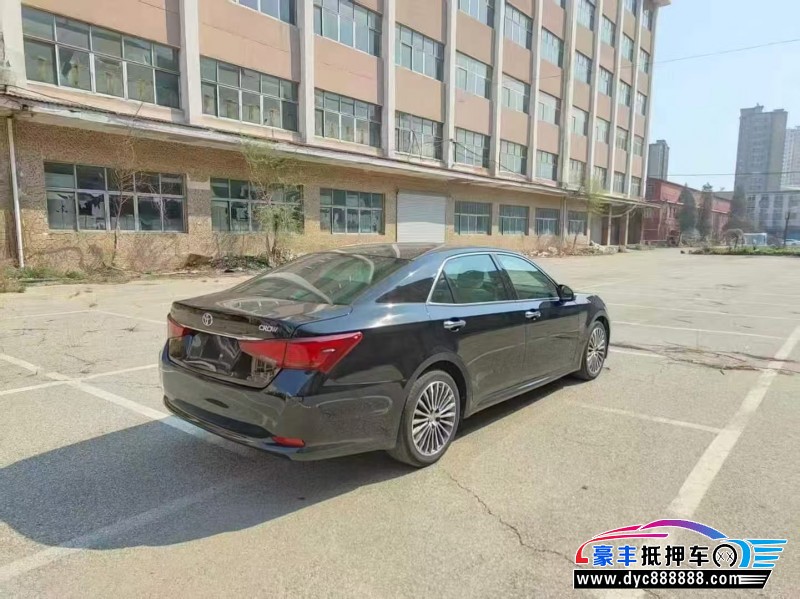 19年丰田皇冠轿车抵押车出售