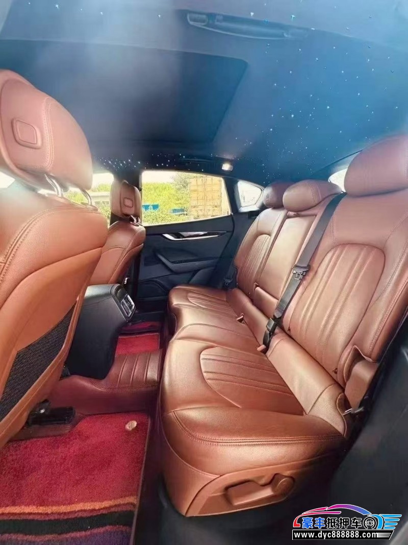 19年玛莎拉蒂莱万特轿车抵押车出售