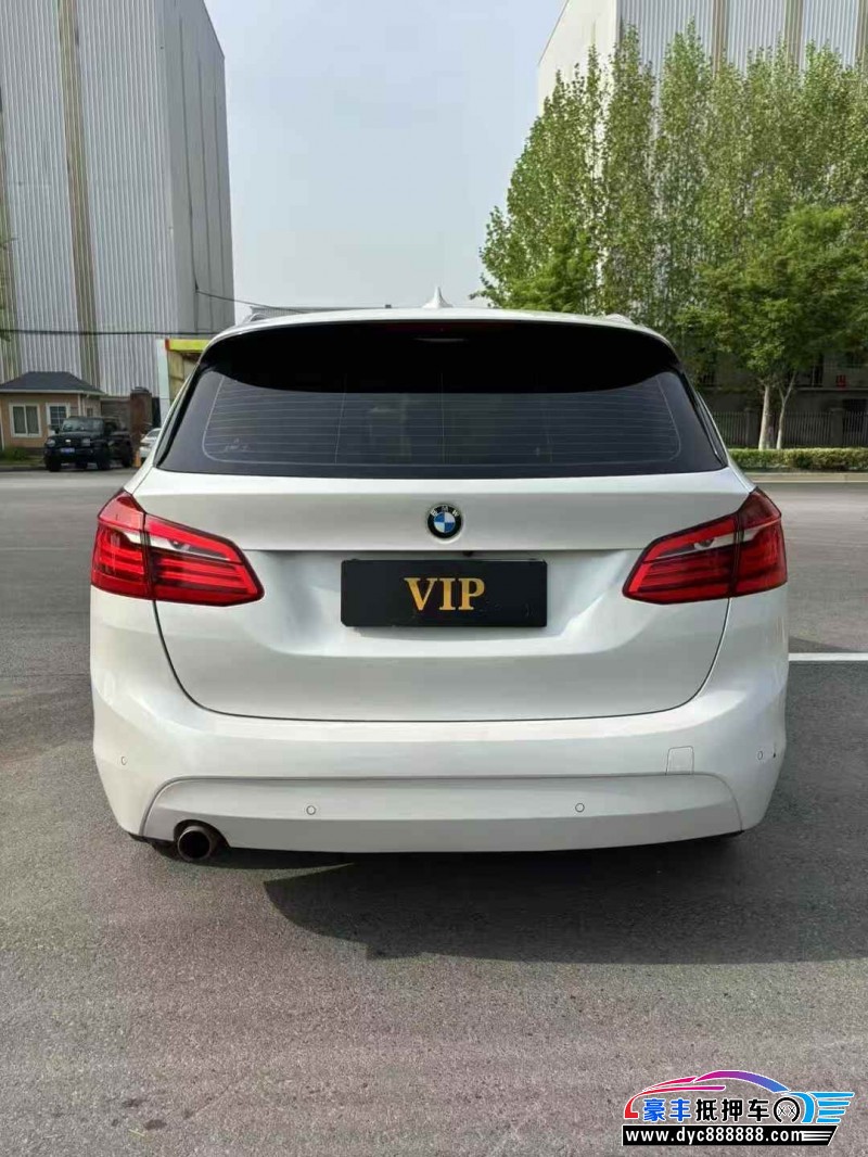 18年宝马2系轿车抵押车出售