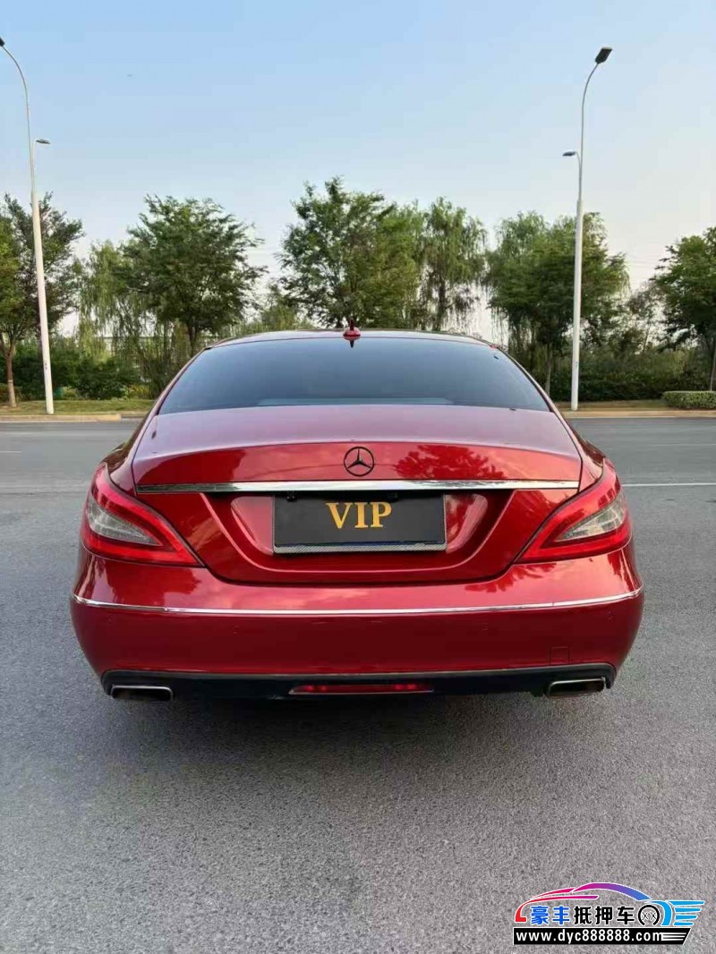 13年奔驰CLS轿车抵押车出售