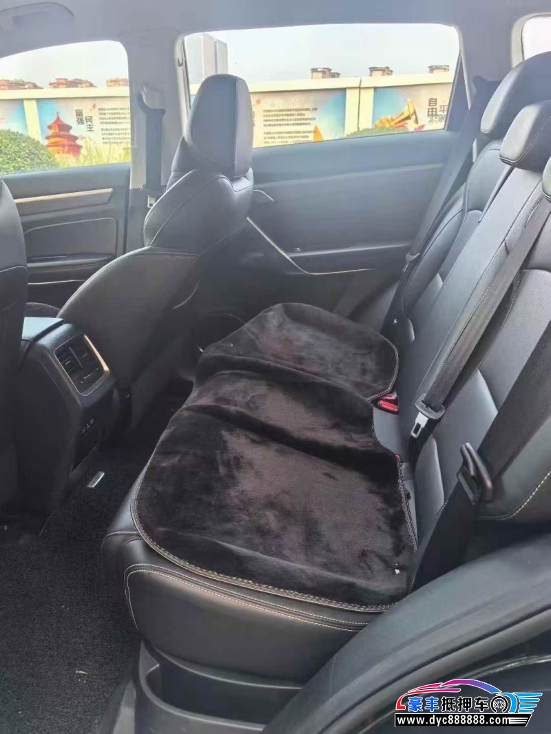 21年吉利博越轿车抵押车出售