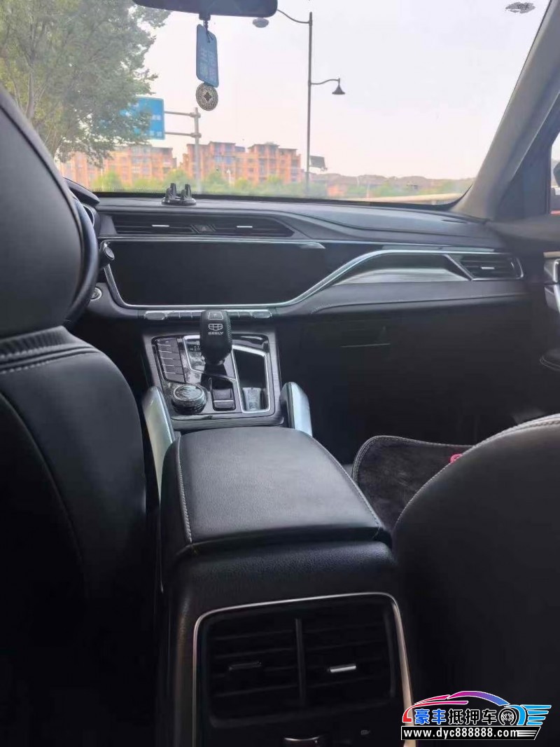 21年吉利博越轿车抵押车出售