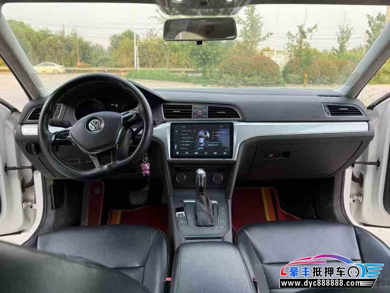 18年大众凌渡轿车抵押车出售