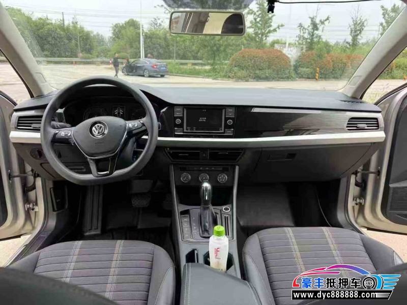 21年大众朗逸轿车抵押车出售