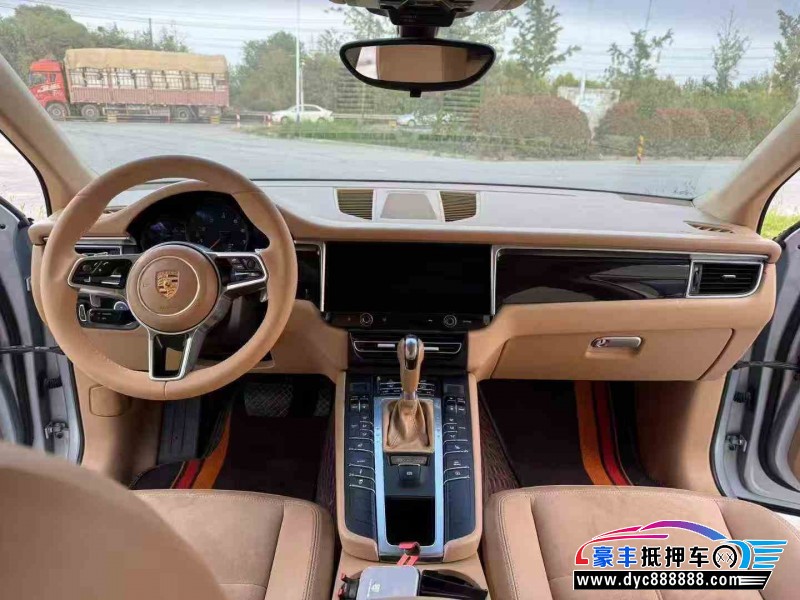 15年保时捷Macan迈凯轿车抵押车出售